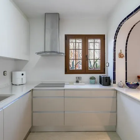 Holiday home Casa En La Playa Con Piscinas A *